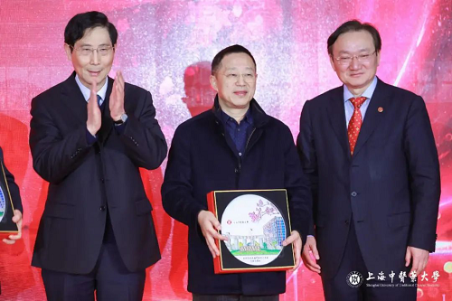 祝贺周董事局主席连任上海中医药大学董事会董事！