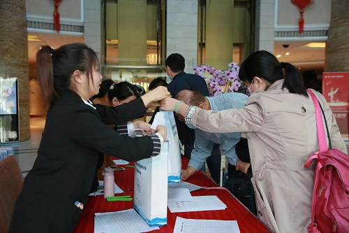 pg娱乐电子游戏app