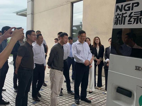 四川省经济和信息化厅党组副书记、副厅长刘少敏一行莅临pg娱乐电子游戏app调研指导工作