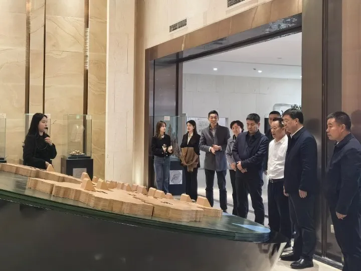 深化政企合作 携手共谋发展|定西市委书记汪尚学一行莅临pg娱乐电子游戏app参观考察